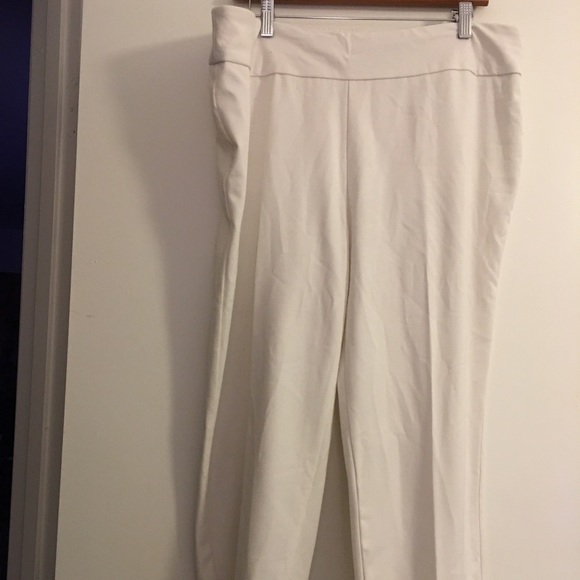 Women’s Winter White dress pants - Picture 1 of 2